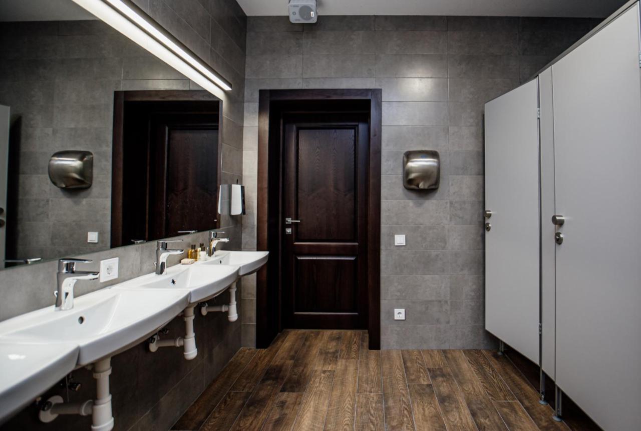 Новый Хостел Nesvit Киев Академгородок Exteriér fotografie